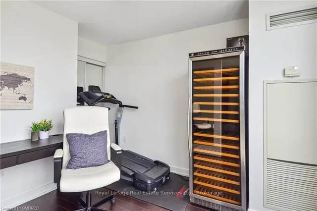 Additional property image - 8 TELEGRAM Mews Unit 832