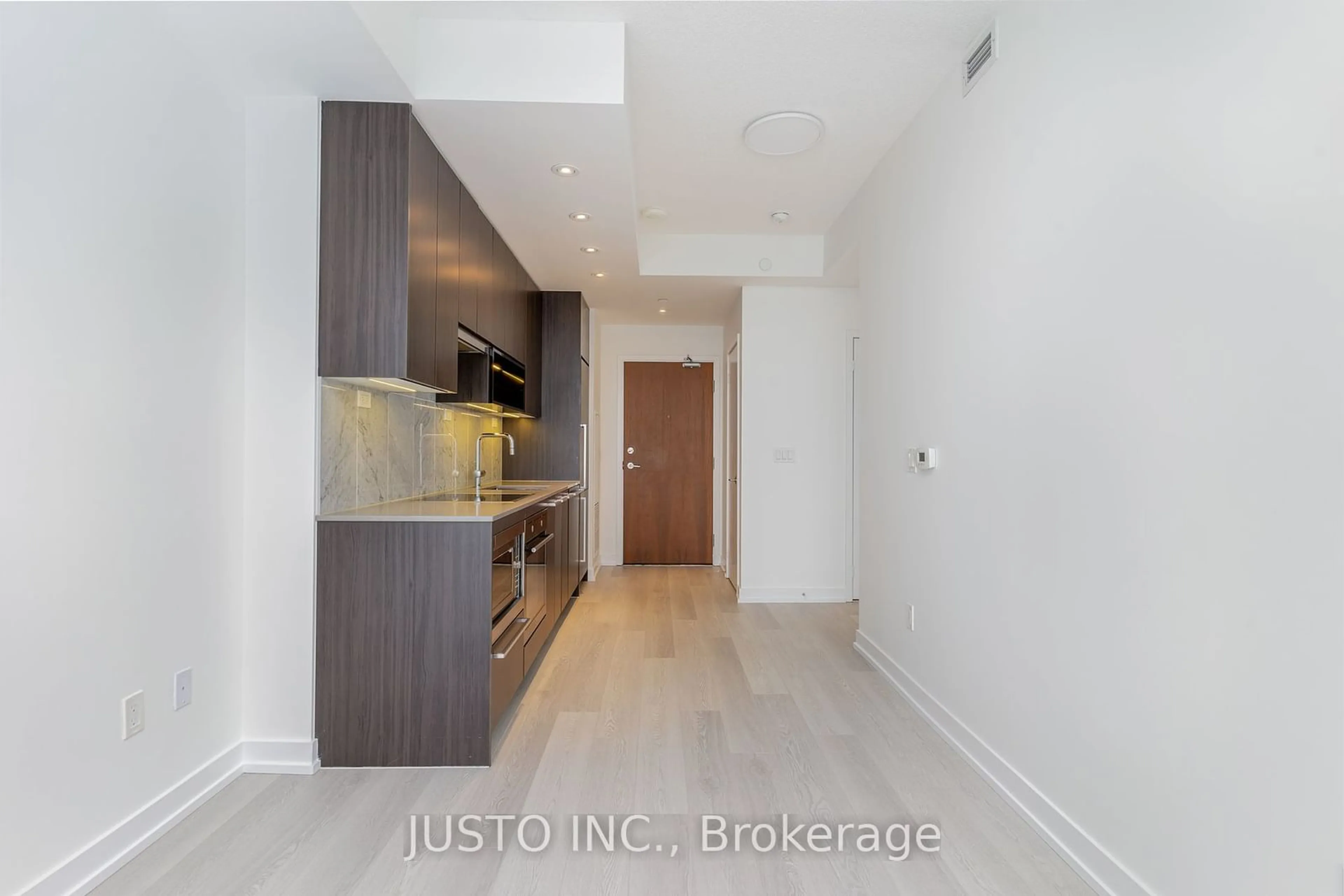 Kitchen, not visible floor for 115 McMahon Dr #3808, Toronto Ontario M2K 0E3