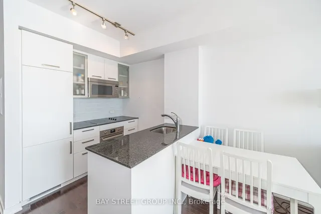 Additional property image - 12 York St Unit 5003