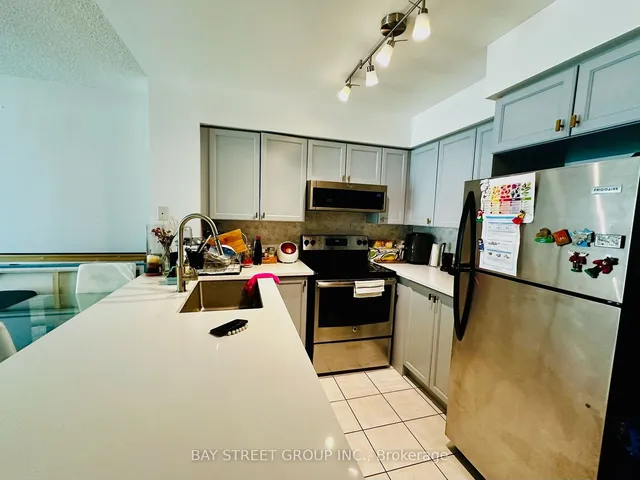 Additional property image - 18 Spring Garden Ave Unit 1909
