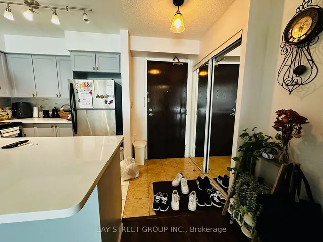 Additional property image - 18 Spring Garden Ave Unit 1909