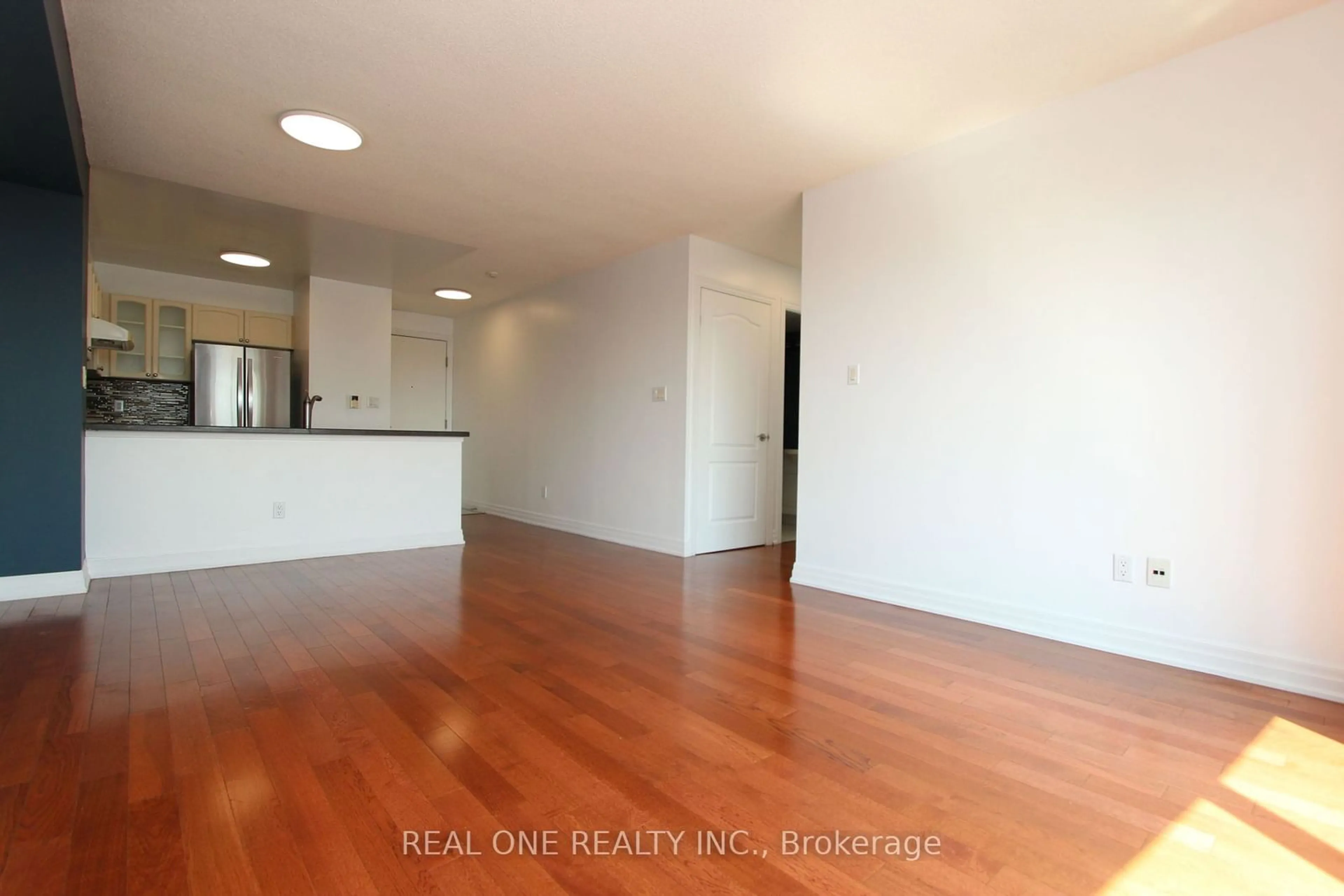 A pic of a room, wood floors for 188 Doris Ave #1109, Toronto Ontario M2N 6Z5