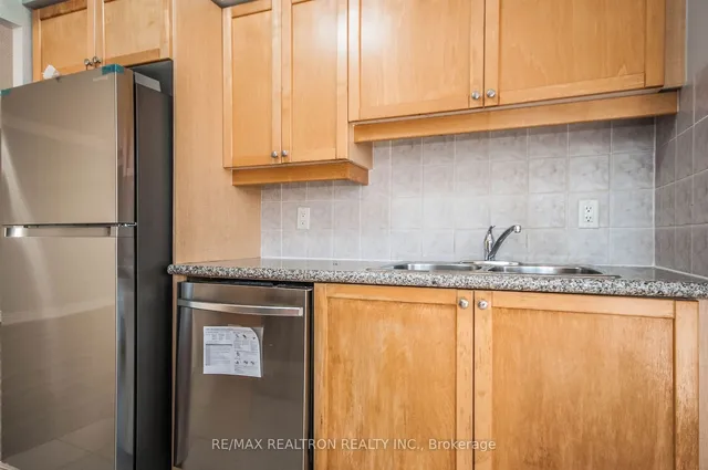 Additional property image - 78 Harrison Garden Blvd Unit 307