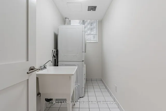 Additional property image - 86 Sloping Sky Mews Unit TH #6