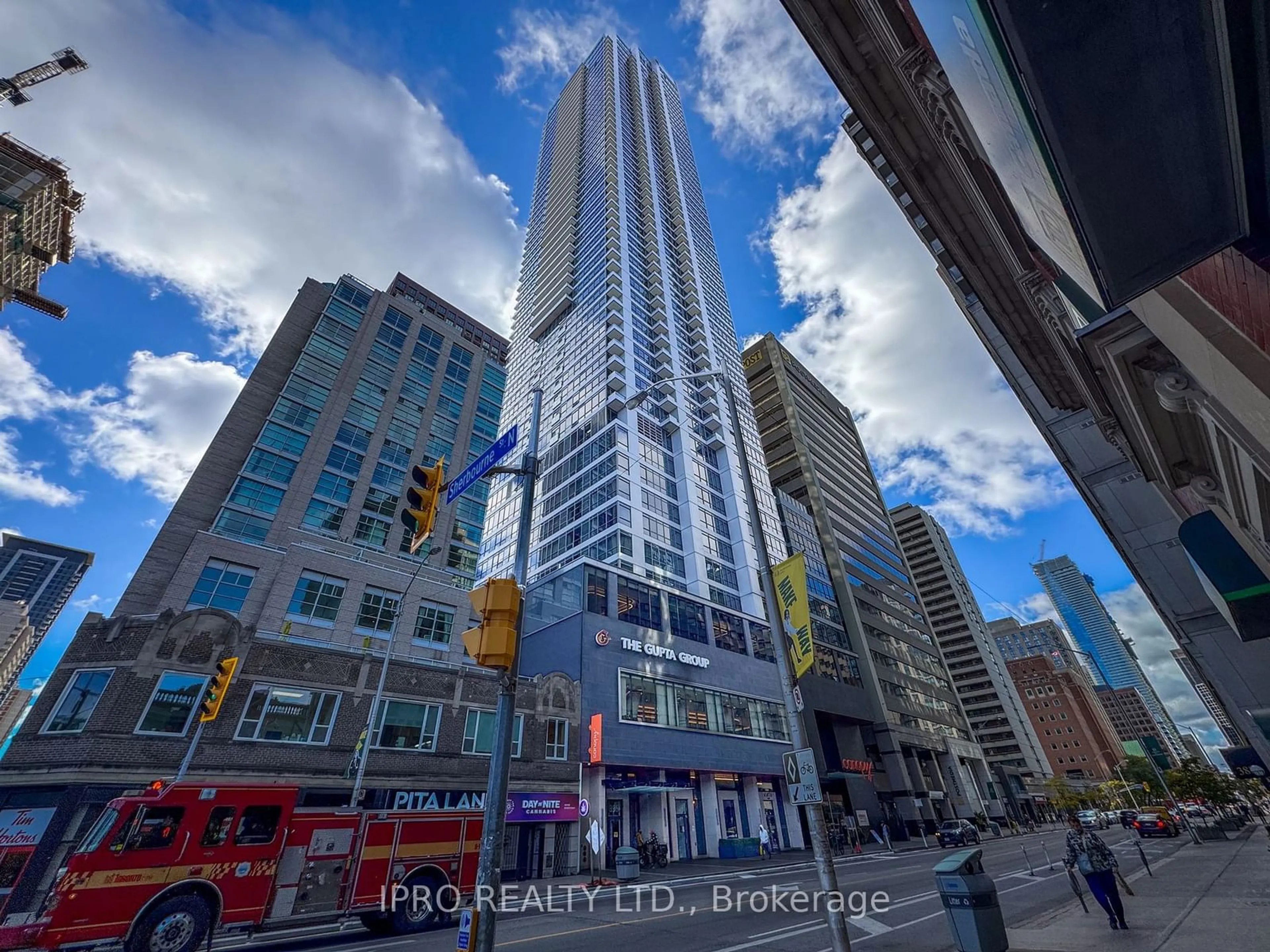 A pic from exterior of the house or condo, the street view for 395 BLOOR St #3011, Toronto Ontario M4W 0B4