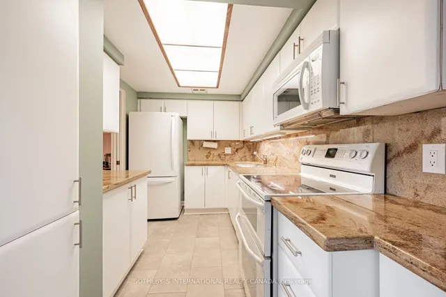 Additional property image - 278 Bloor St Unit 905