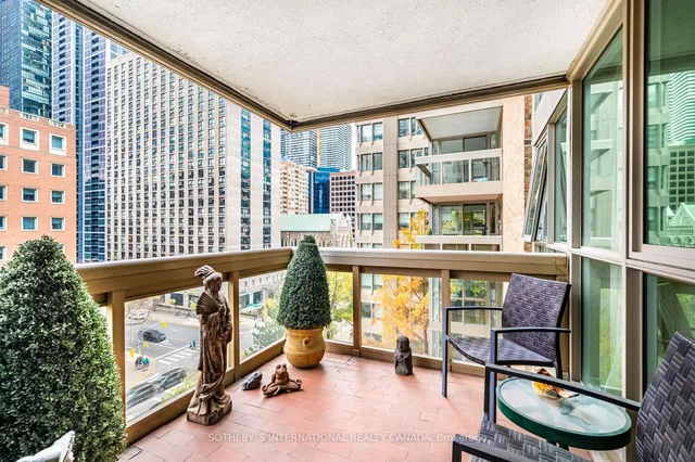 Additional property image - 278 Bloor St Unit 905