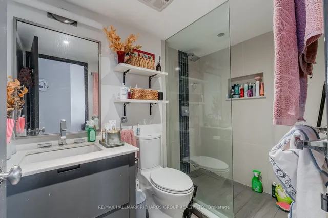Additional image 3 of 270 Queens Quay Unit 2805