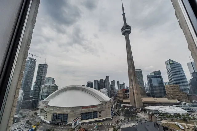 Additional image 2 of 270 Queens Quay Unit 2805