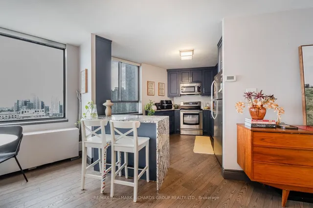 Additional image 10 of 270 Queens Quay Unit 2805