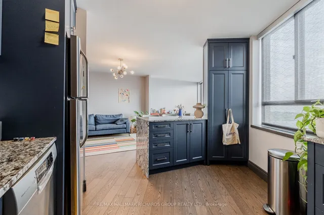 Additional image 8 of 270 Queens Quay Unit 2805