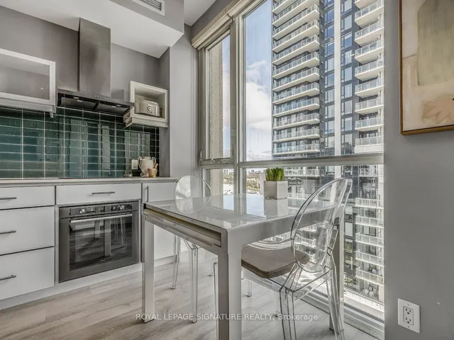 Additional property image - 75 The Donway Unit 805