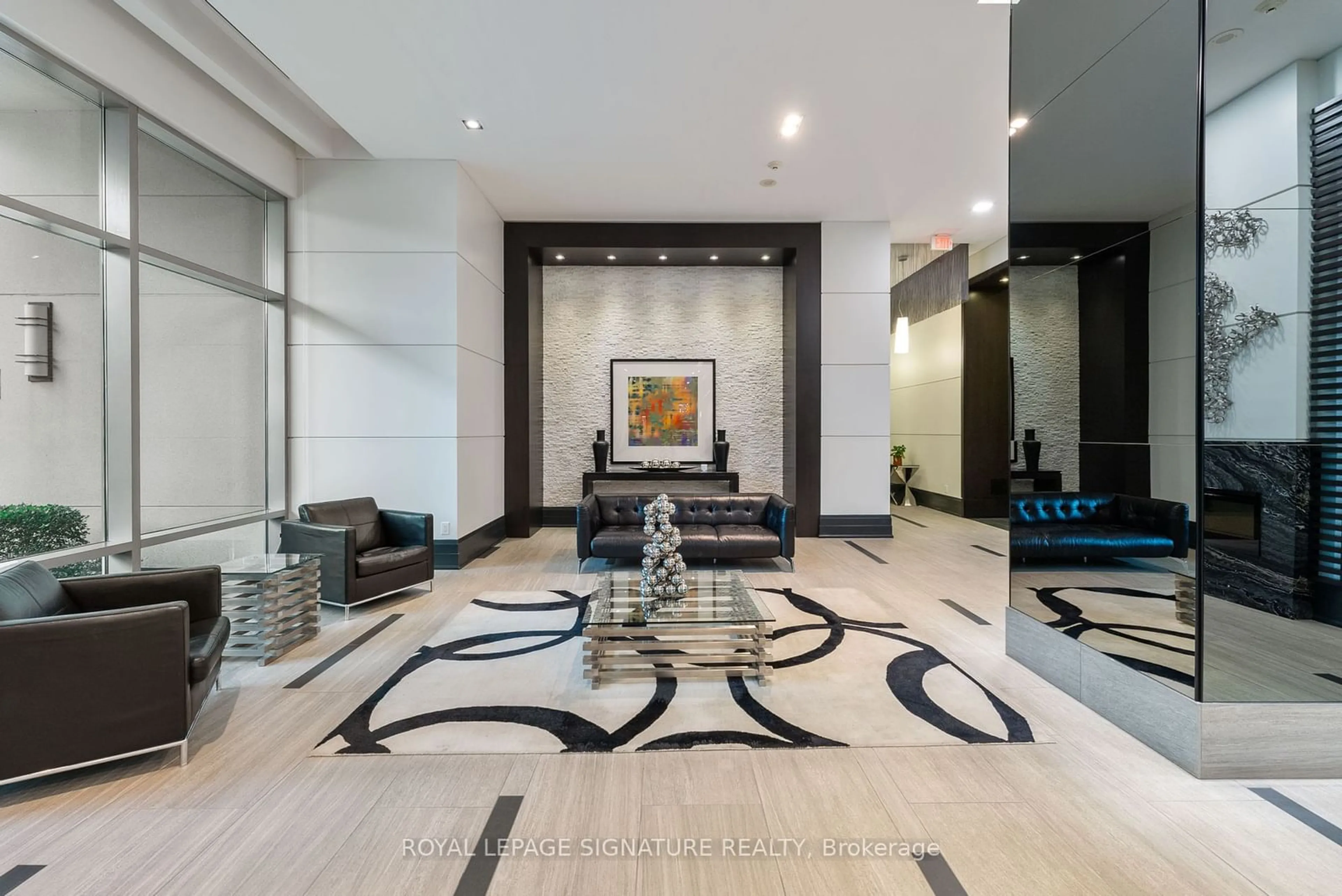 Indoor lobby, wood floors for 17 Anndale Dr #PH116, Toronto Ontario M2N 2W7