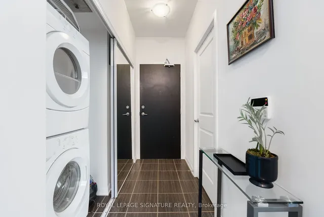 Additional property image - 17 Anndale Dr Unit PH116