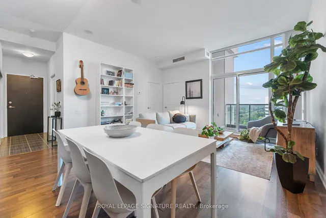 Additional property image - 17 Anndale Dr Unit PH116