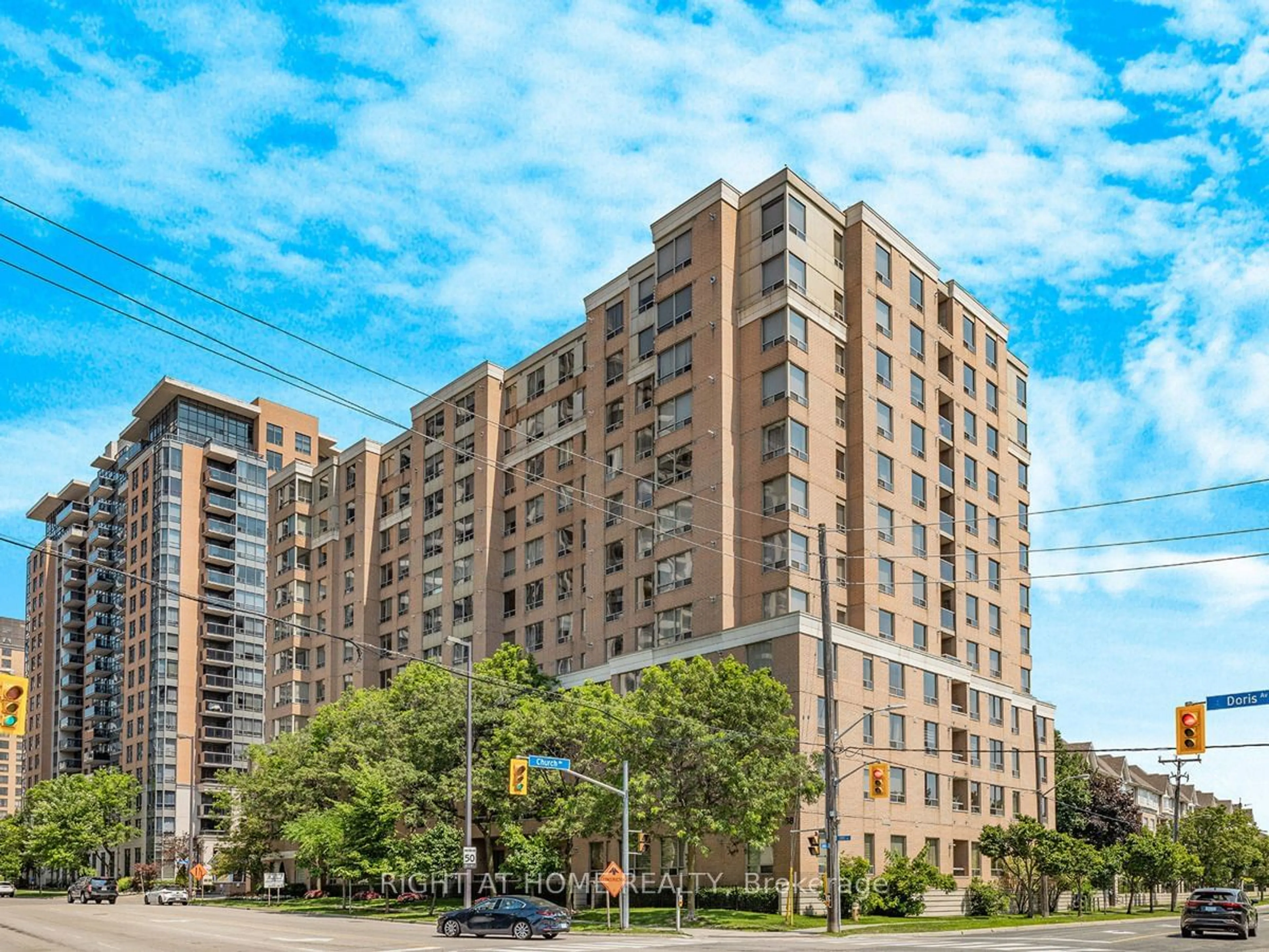 A pic from exterior of the house or condo, the front or back of building for 88 Grandview Way #1112, Toronto Ontario M2N 6V6