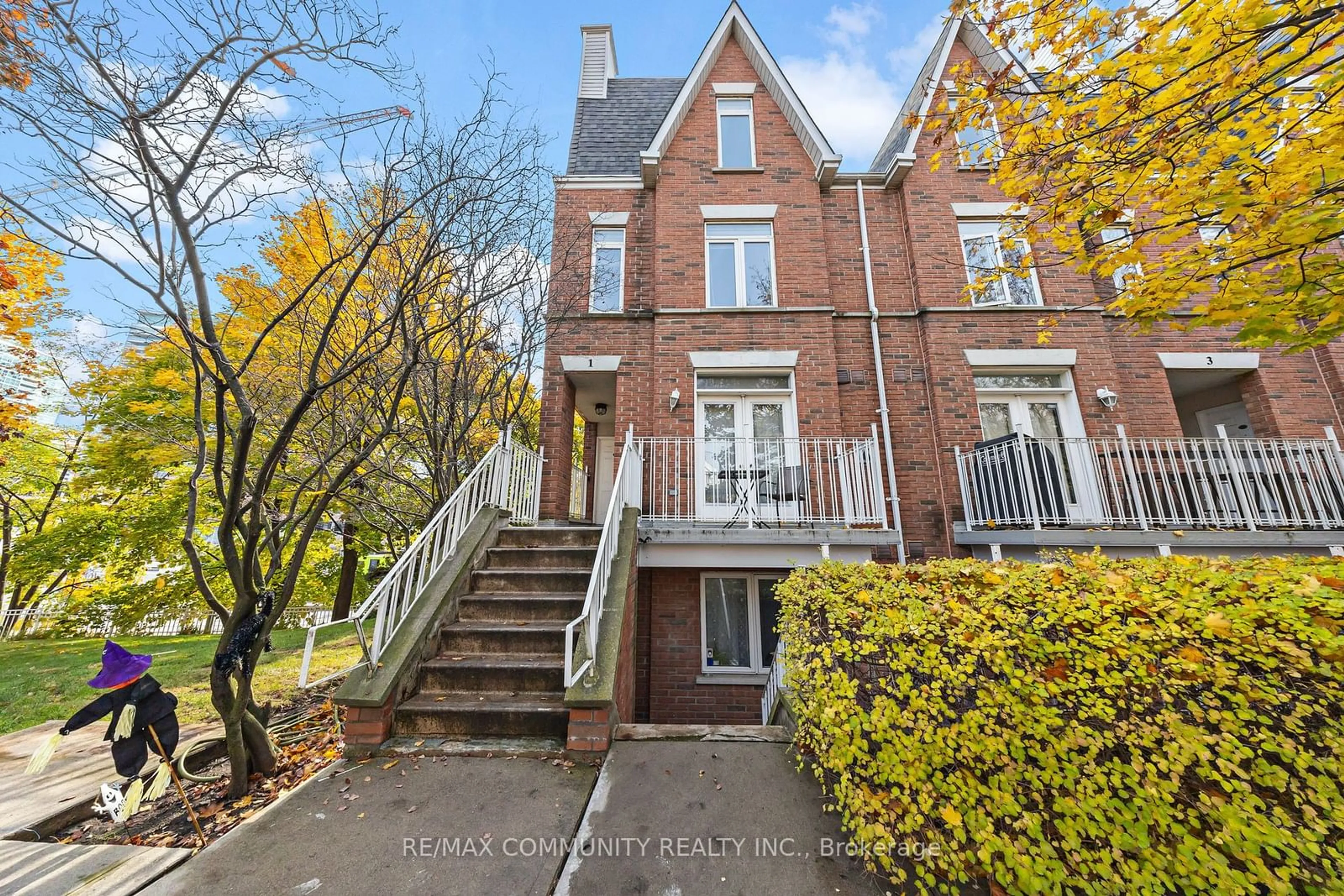 A pic from exterior of the house or condo, the street view for 1 Sudbury St #101, Toronto Ontario M6J 3W6