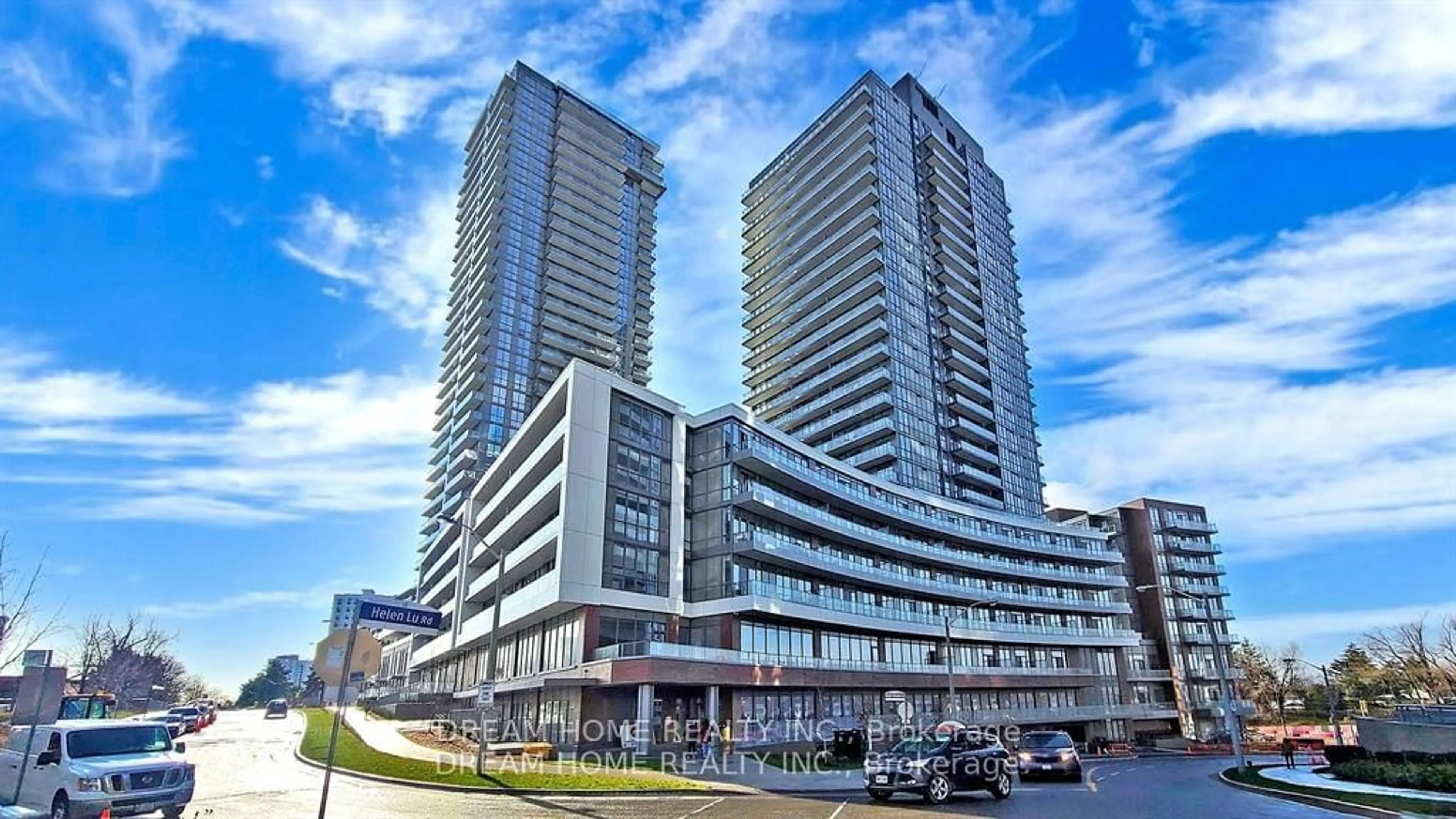 A pic from exterior of the house or condo, the front or back of building for 32 forest manor Rd #506, Toronto Ontario M2J 0H2