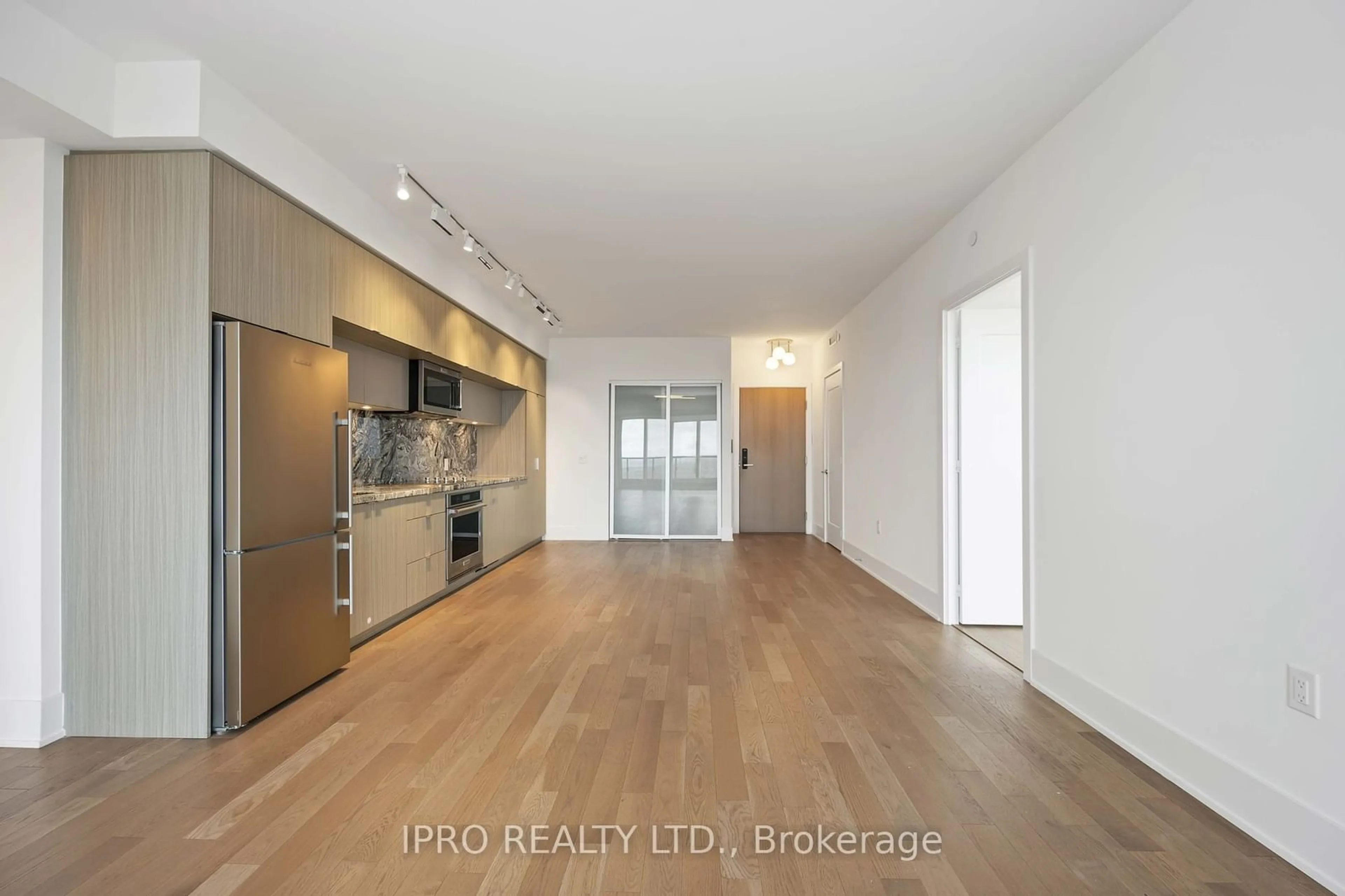 Other indoor space, wood floors for 585 Bloor St #4218, Toronto Ontario M4W 0B3