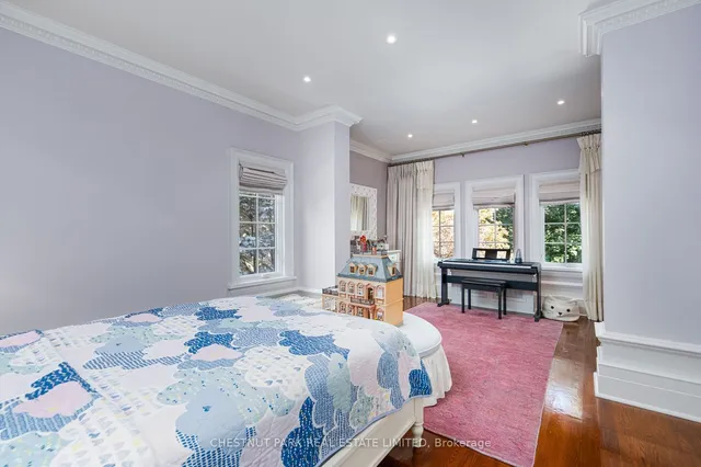 Additional property image - 82 Chestnut Park Rd
