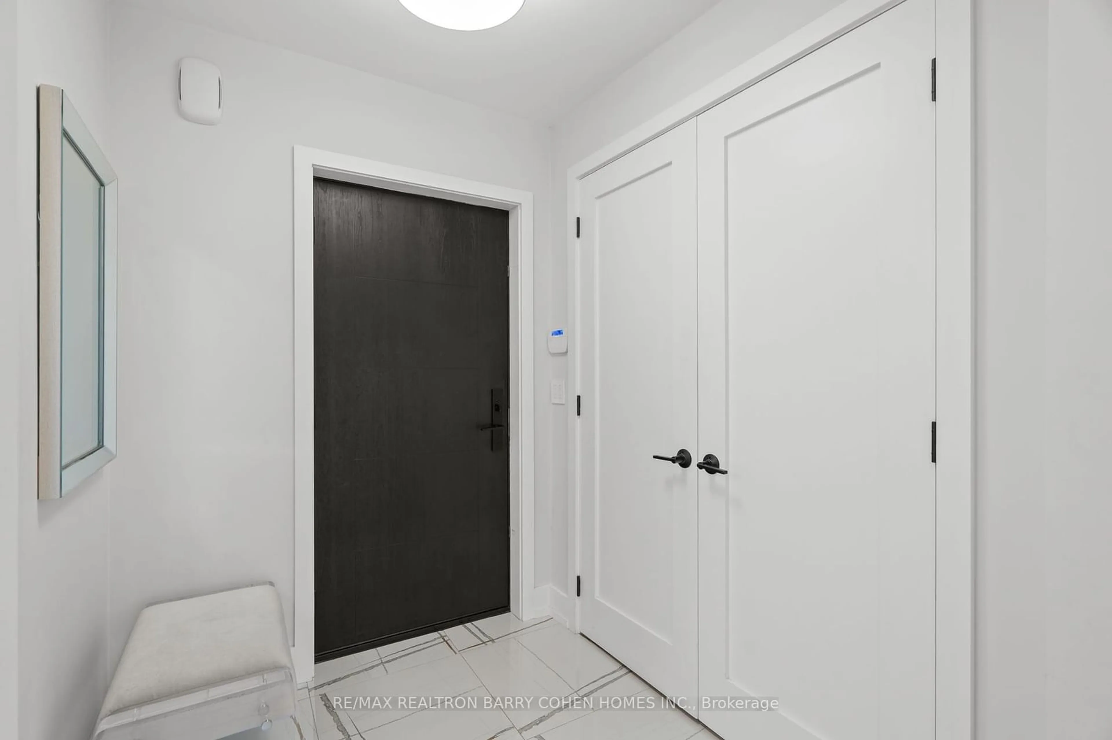 Indoor entryway, not visible floor for 2 Josephine Rd, Toronto Ontario M3H 3G4