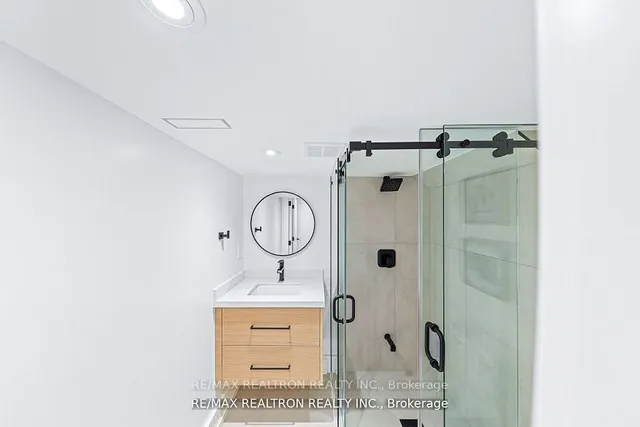 Additional property image - 225 Christie St