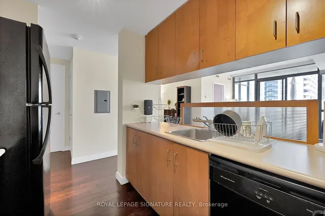 Additional property image - 281 Mutual St Unit 2703