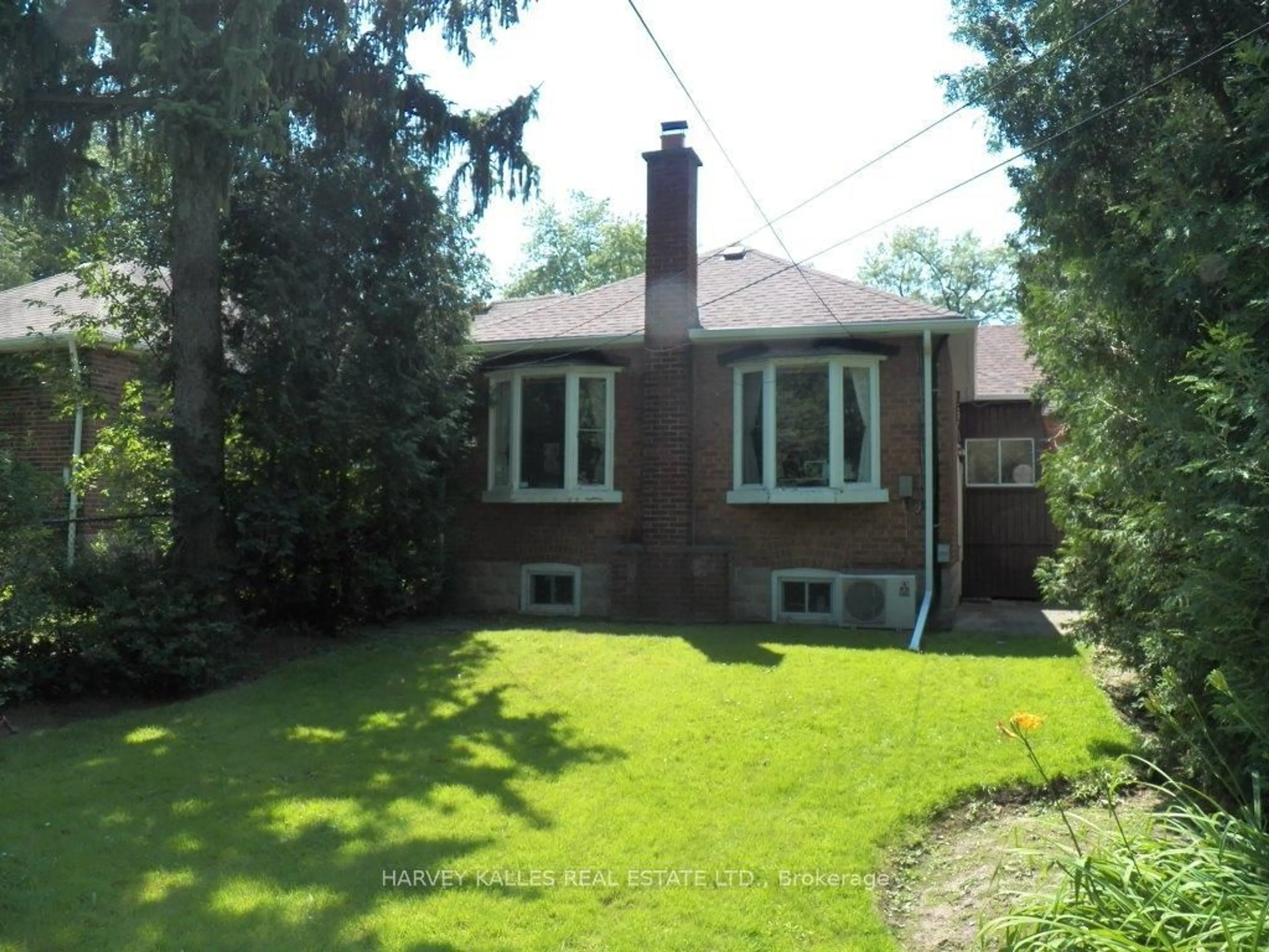 Frontside or backside of a home, cottage for 85 Yonge Blvd, Toronto Ontario M5M 3G8