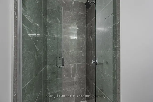 Additional property image - 195 McCaul St Unit 909