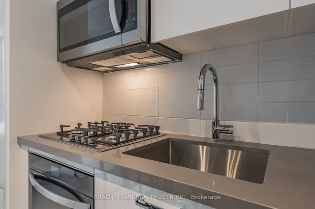 Additional property image - 195 McCaul St Unit 909