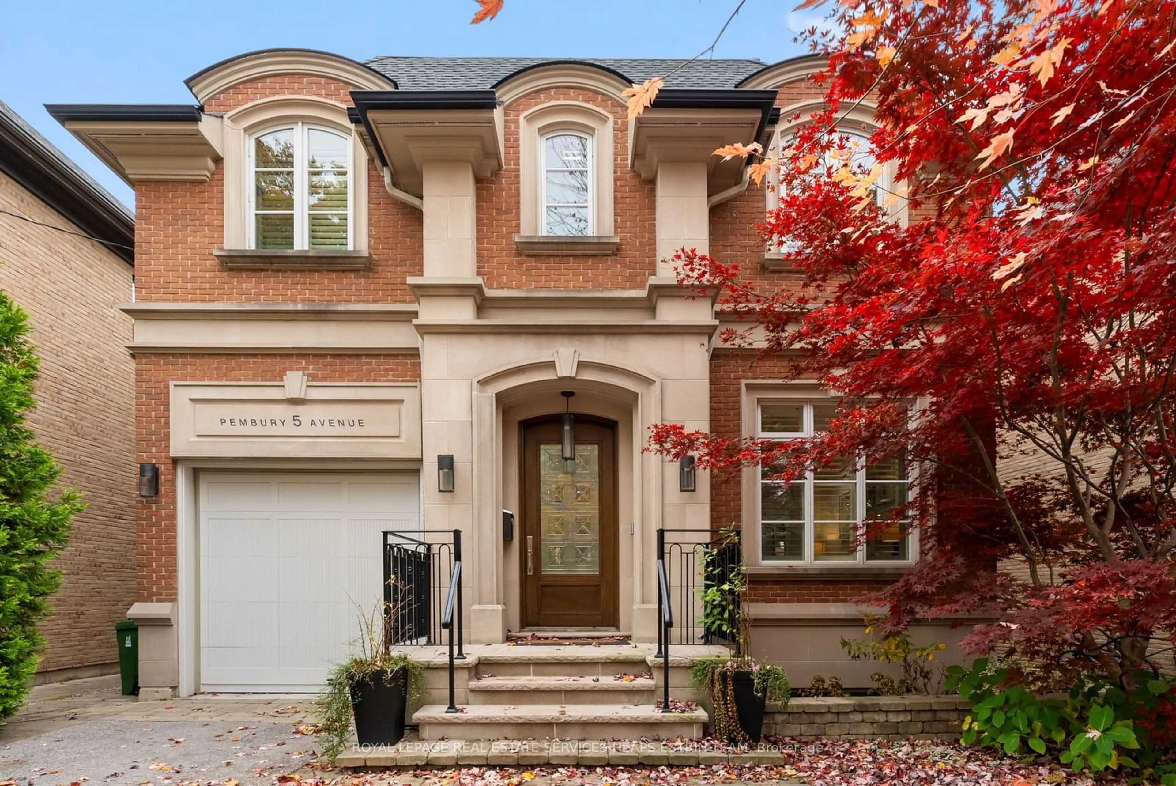 Home with brick exterior material for 5 Pembury Ave, Toronto Ontario M4N 3K4