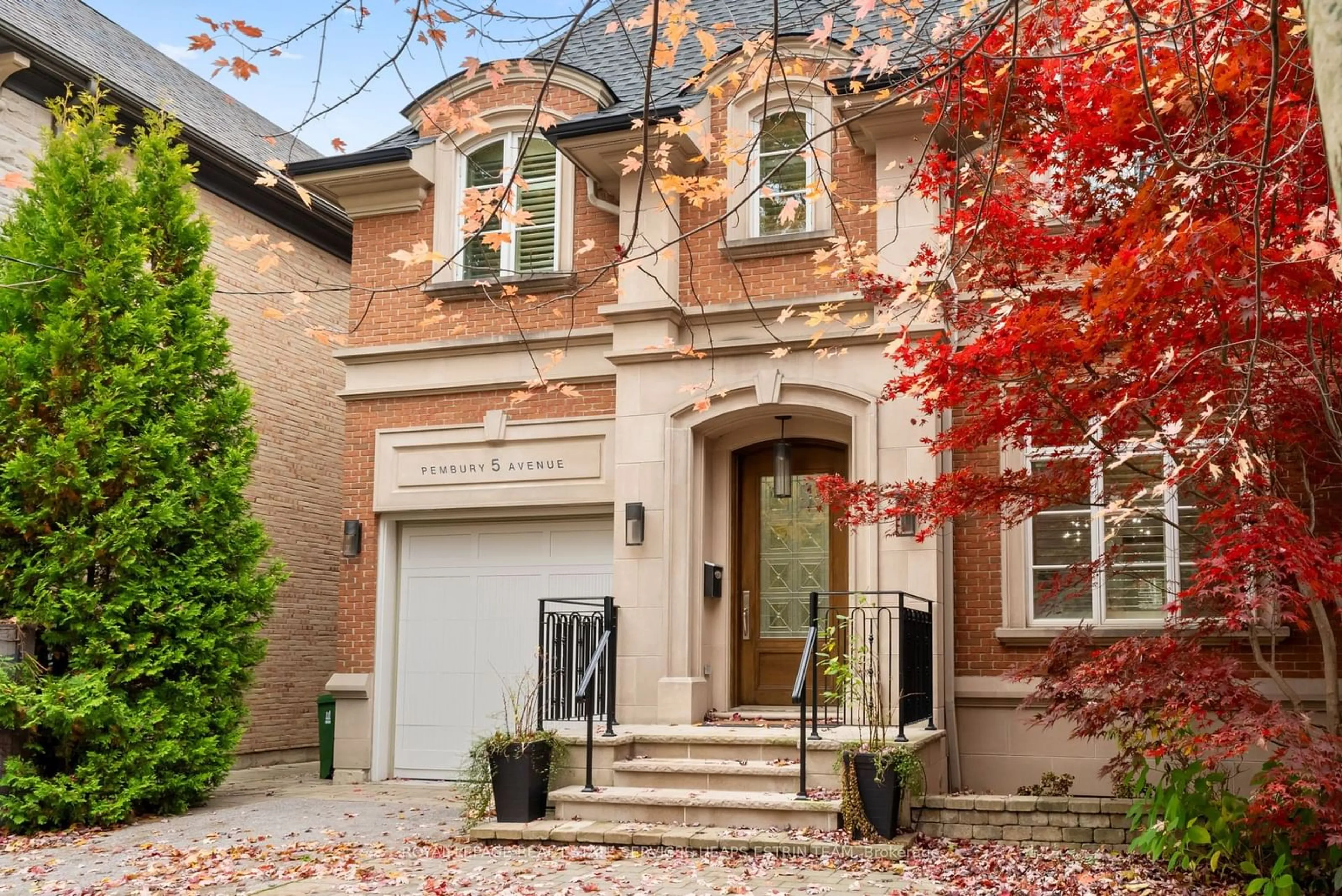 Home with brick exterior material for 5 Pembury Ave, Toronto Ontario M4N 3K4