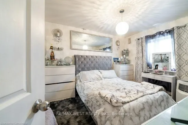 Additional property image - 13 Rolyat St