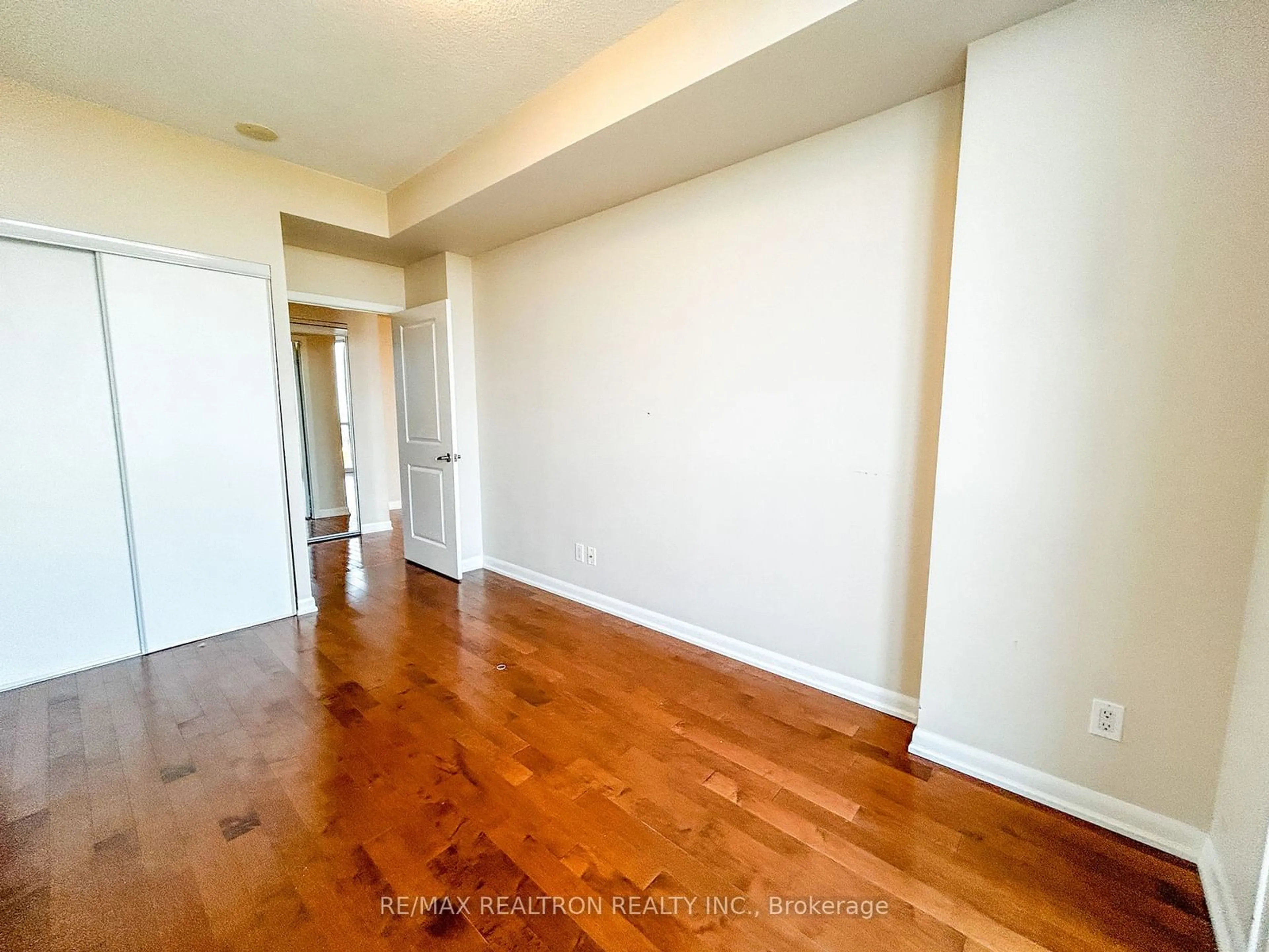 A pic of a room, wood floors for 5791 Yonge St #Ph 205, Toronto Ontario M2M 3T9