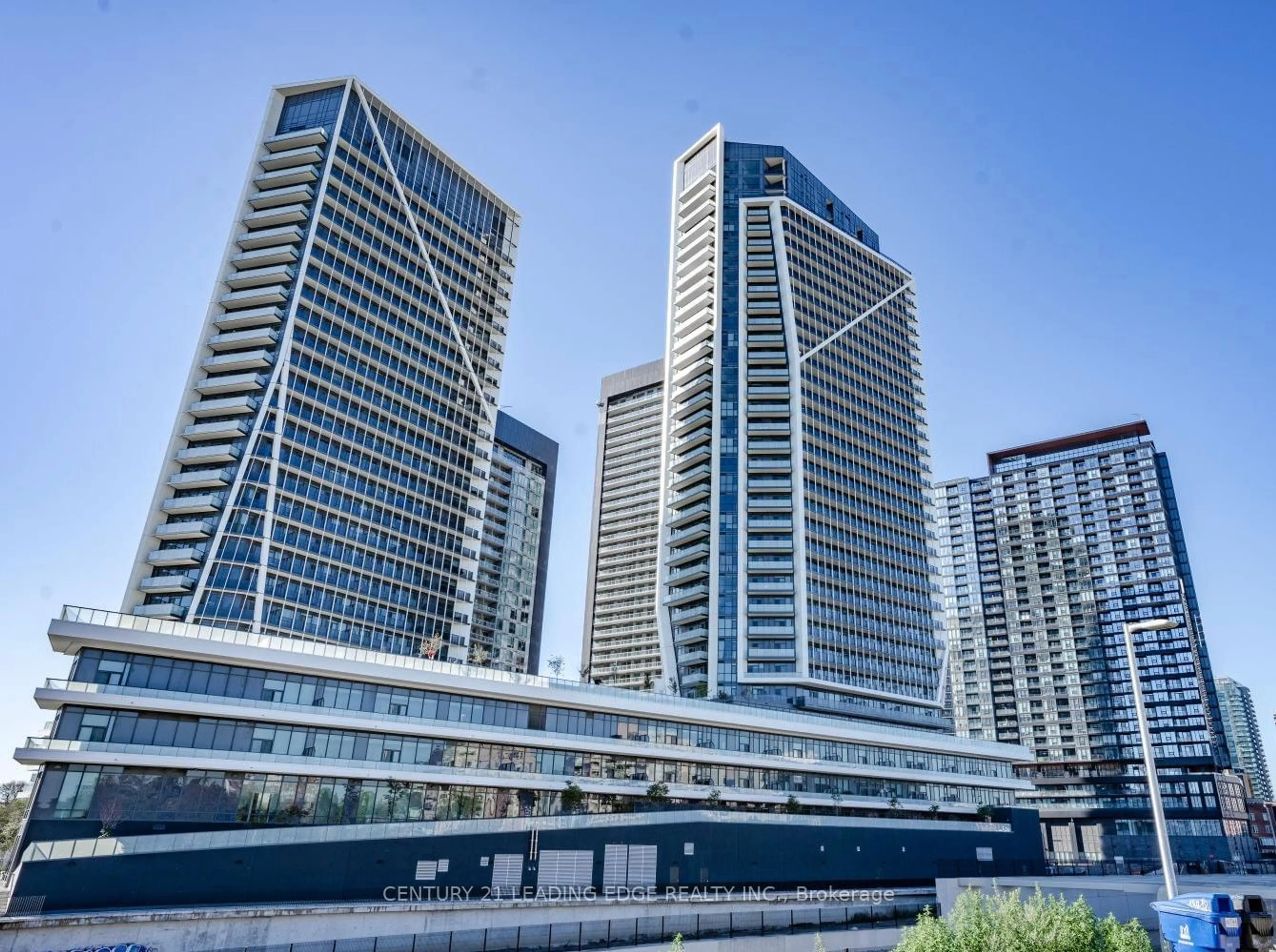 A pic from exterior of the house or condo, the view of city buildings for 50 Ordnance Dr #1703, Toronto Ontario M6K 0C9