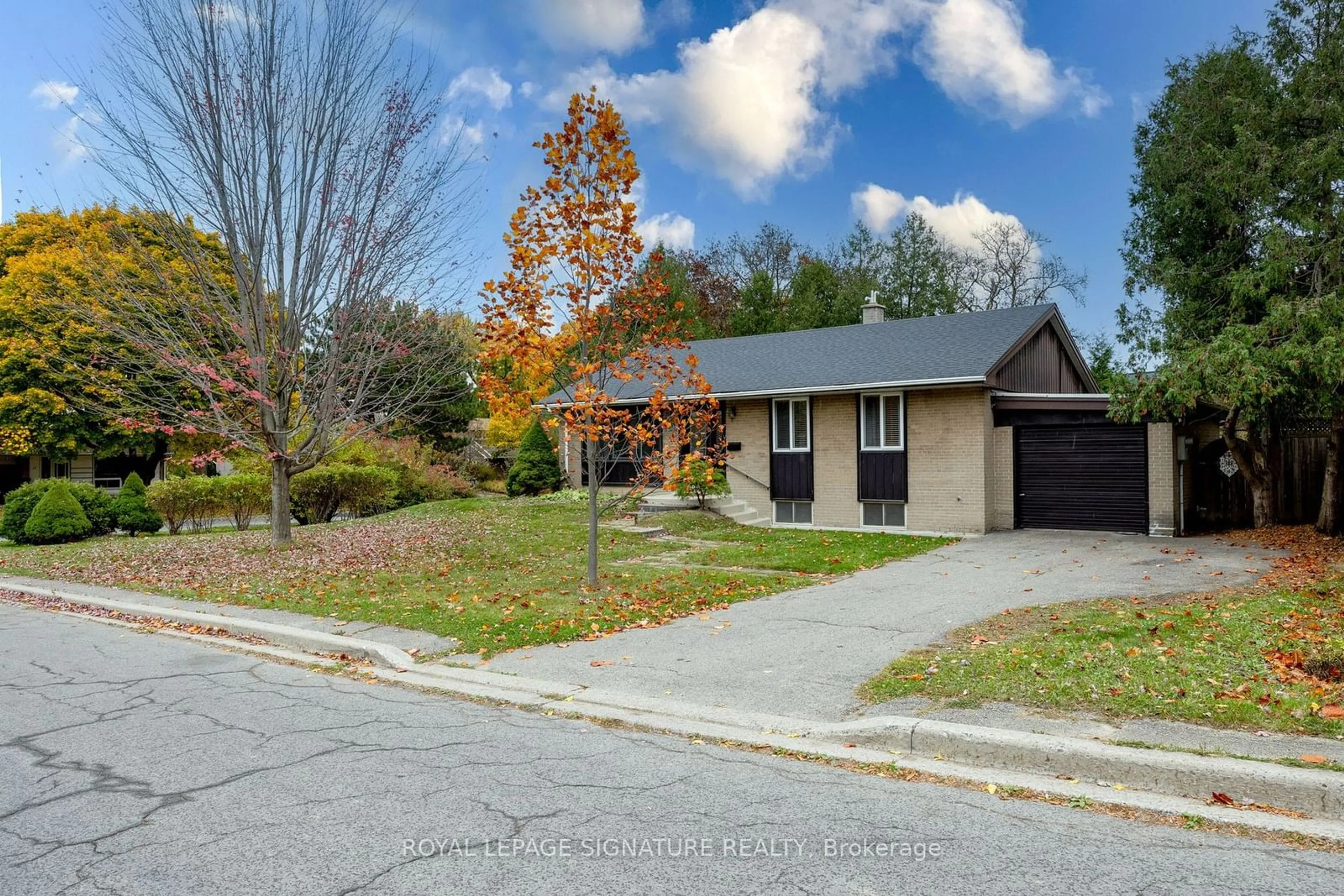 Frontside or backside of a home, the street view for 20 Moccasin Tr, Toronto Ontario M3C 1Y7