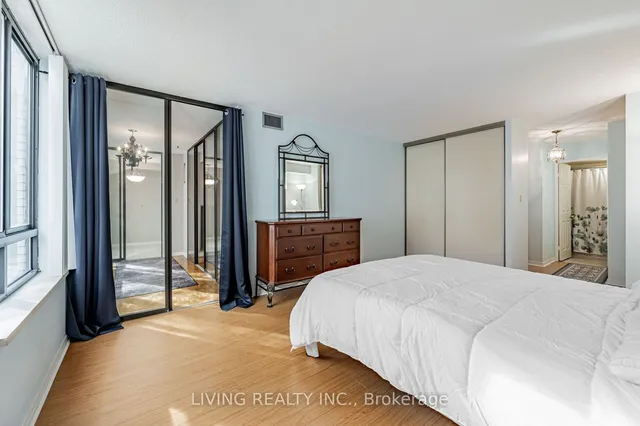 Additional property image - 280 Simcoe St Unit 308