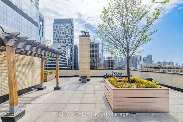 Additional property image - 280 Simcoe St Unit 308