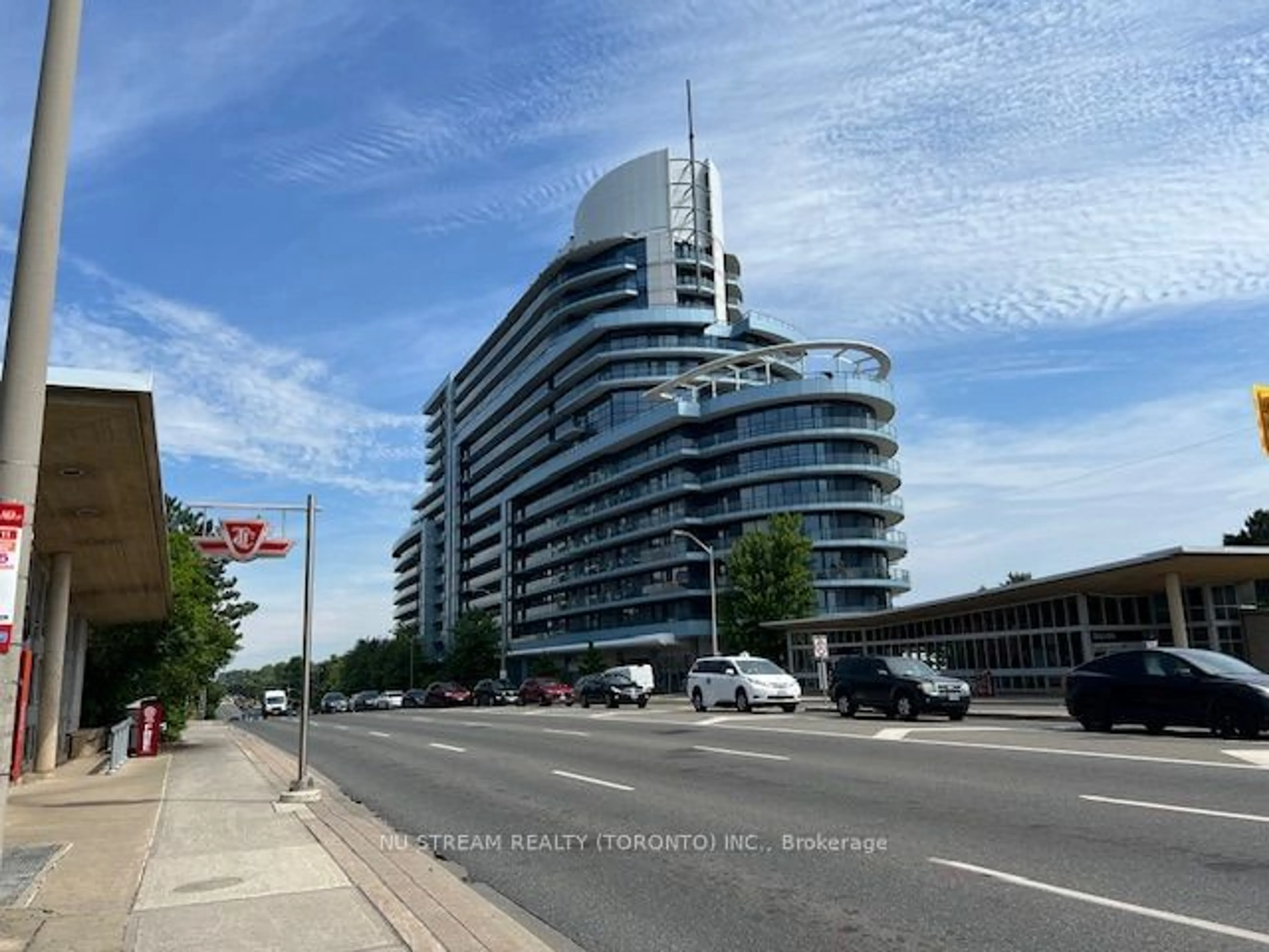 A pic from exterior of the house or condo, the street view for 2885 Bayview Ave #717, Toronto Ontario M2K 0A3