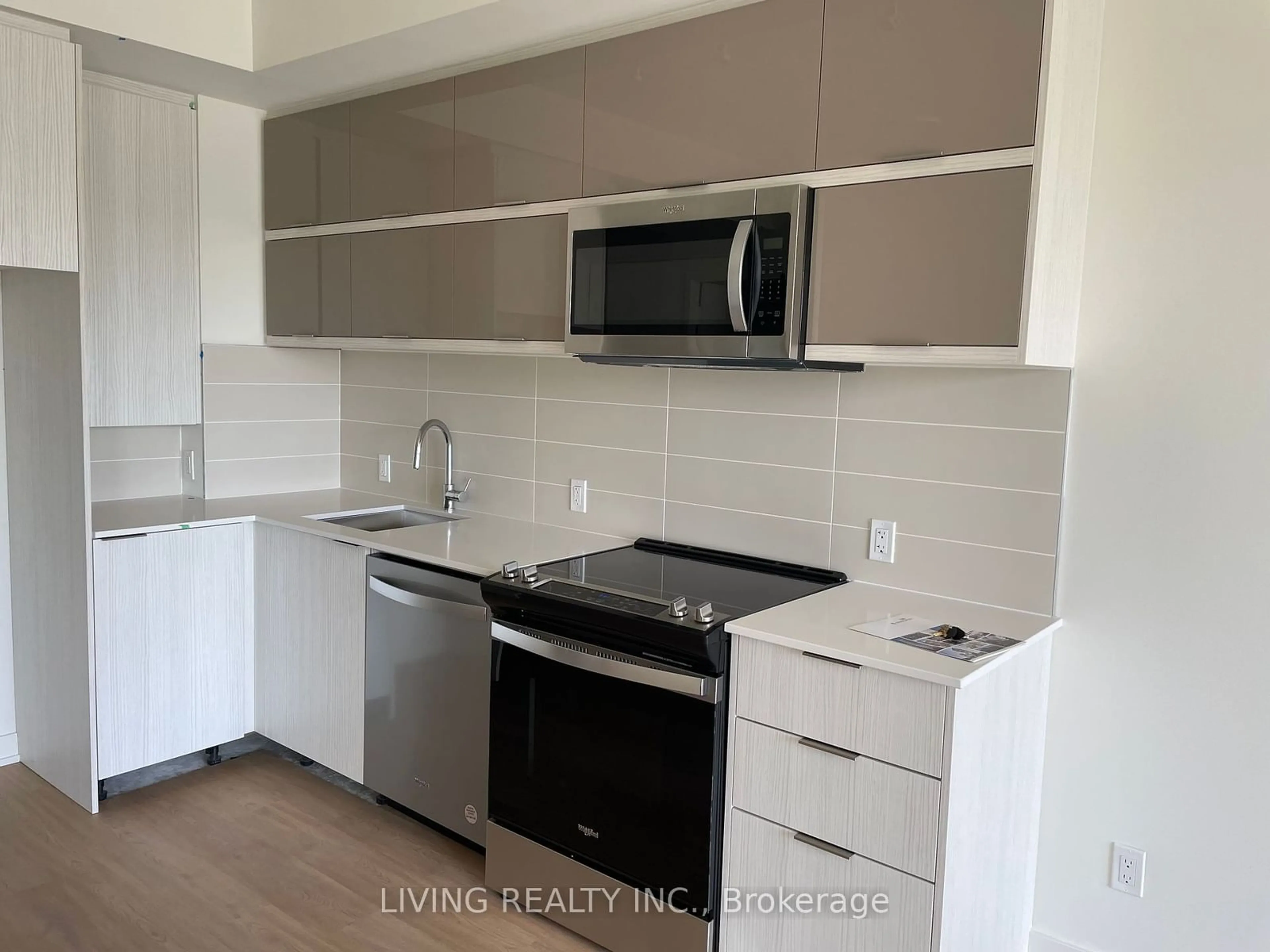 Standard kitchen for 10 Deerlick Crt #518, Toronto Ontario M3A 0A7