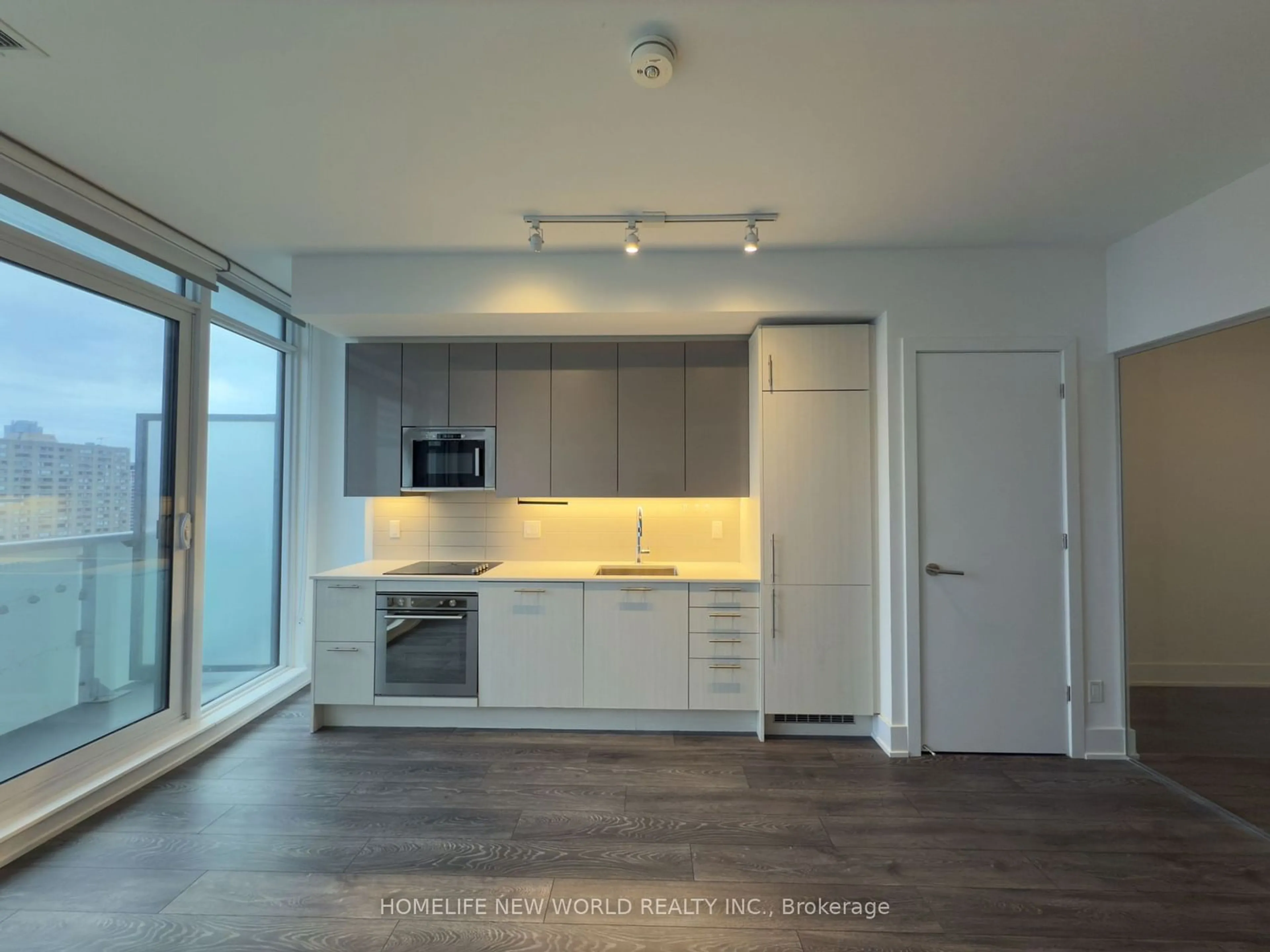 Open concept kitchen for 403 Church St #2413, Toronto Ontario M4Y 0C9