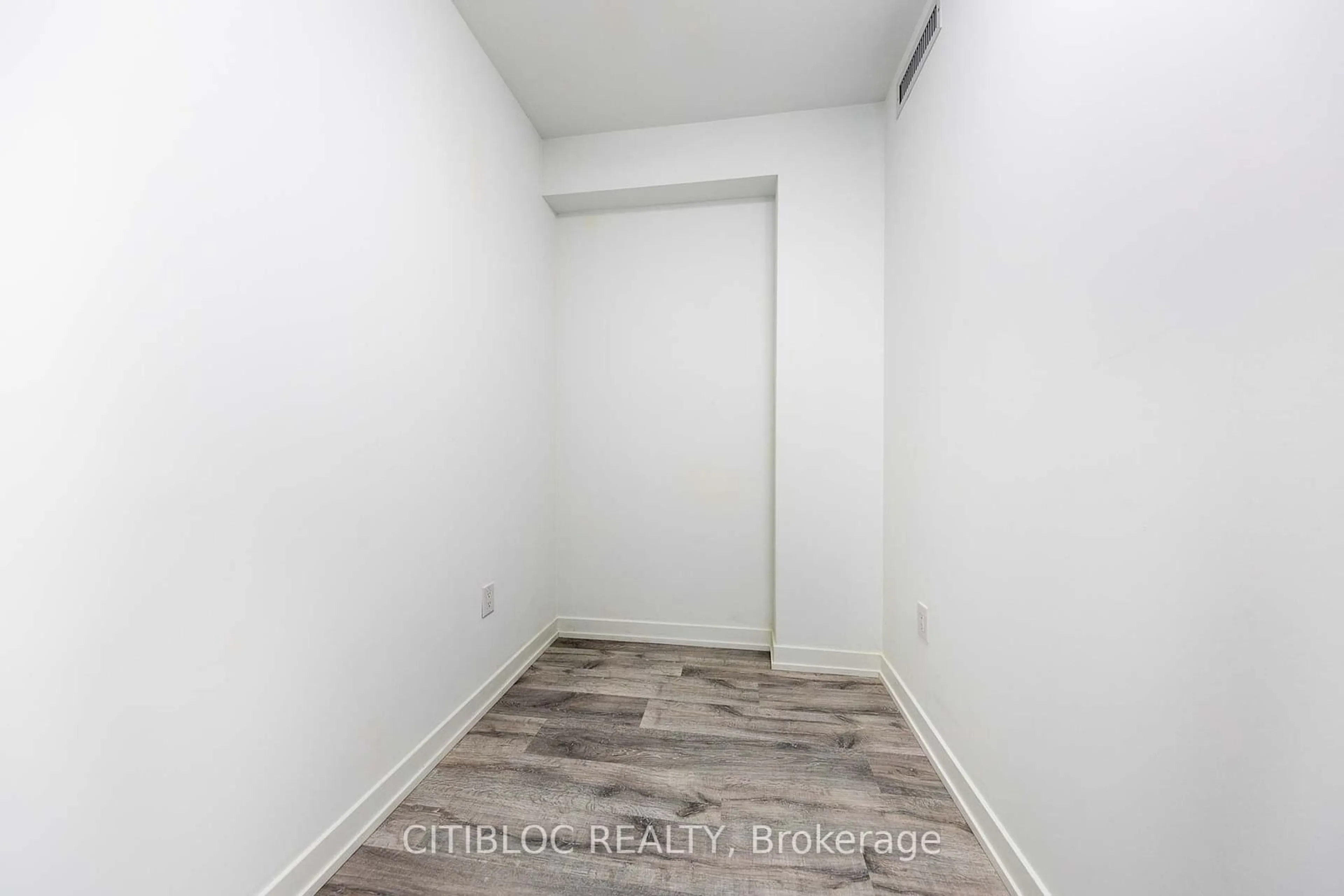 A pic of a room, unknown floor for 8 Olympic Garden Dr #417, Toronto Ontario M2M 0B9