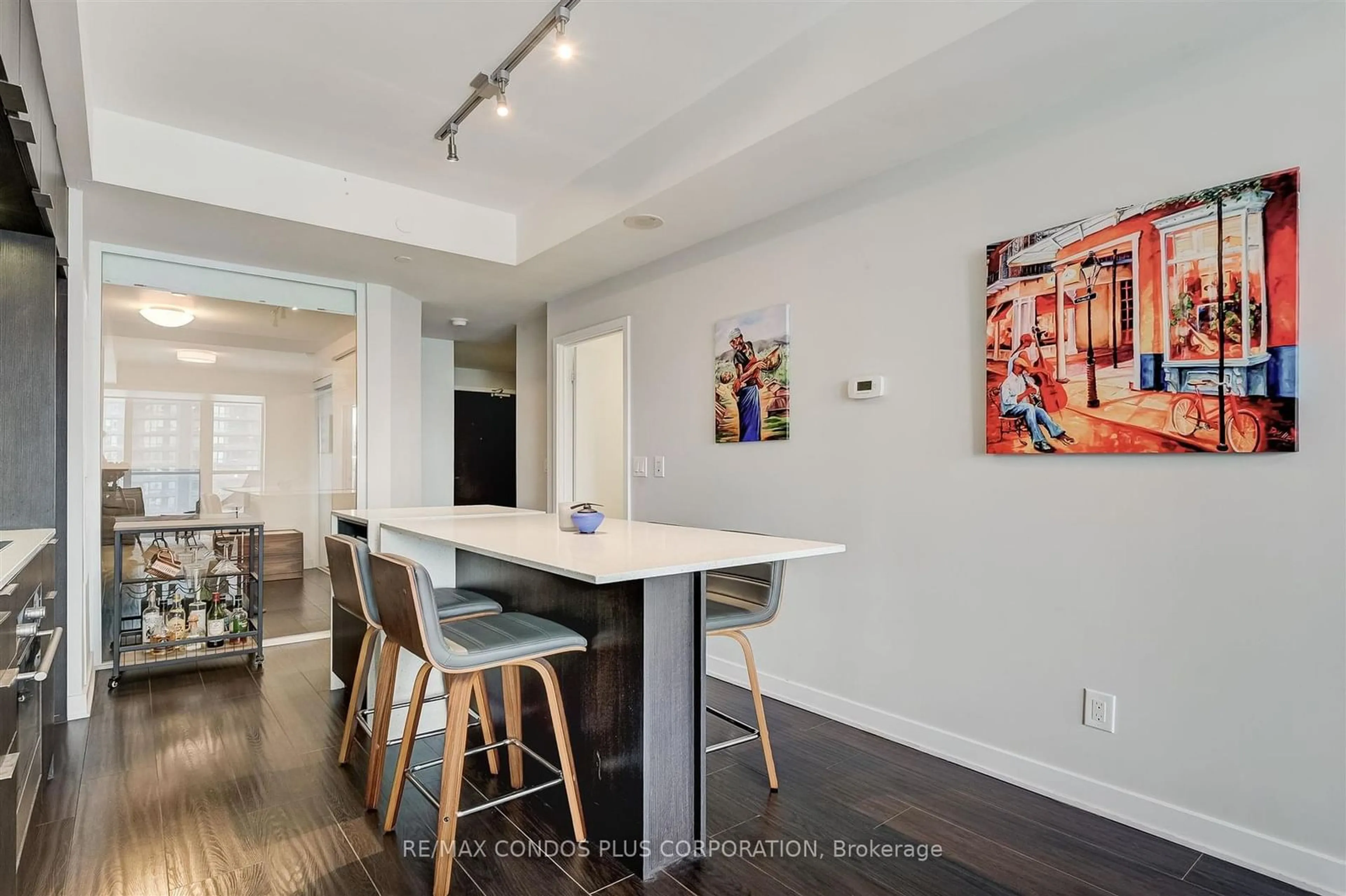 Open concept kitchen for 170 Sumach St #1407, Toronto Ontario M5A 0C3