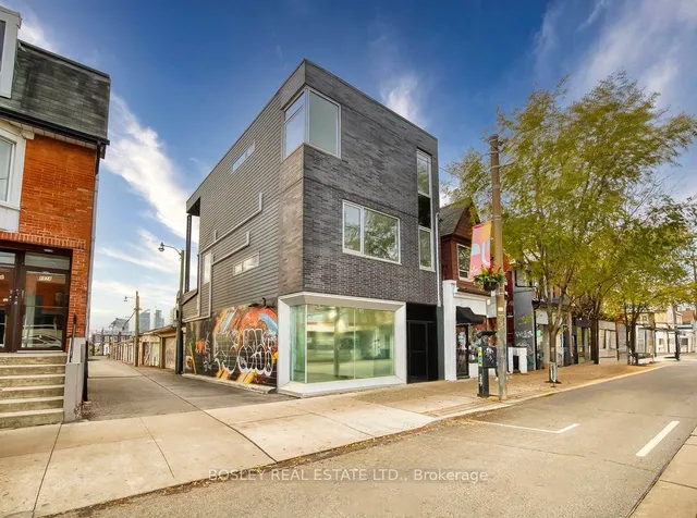 Additional property image - 899 Dundas St