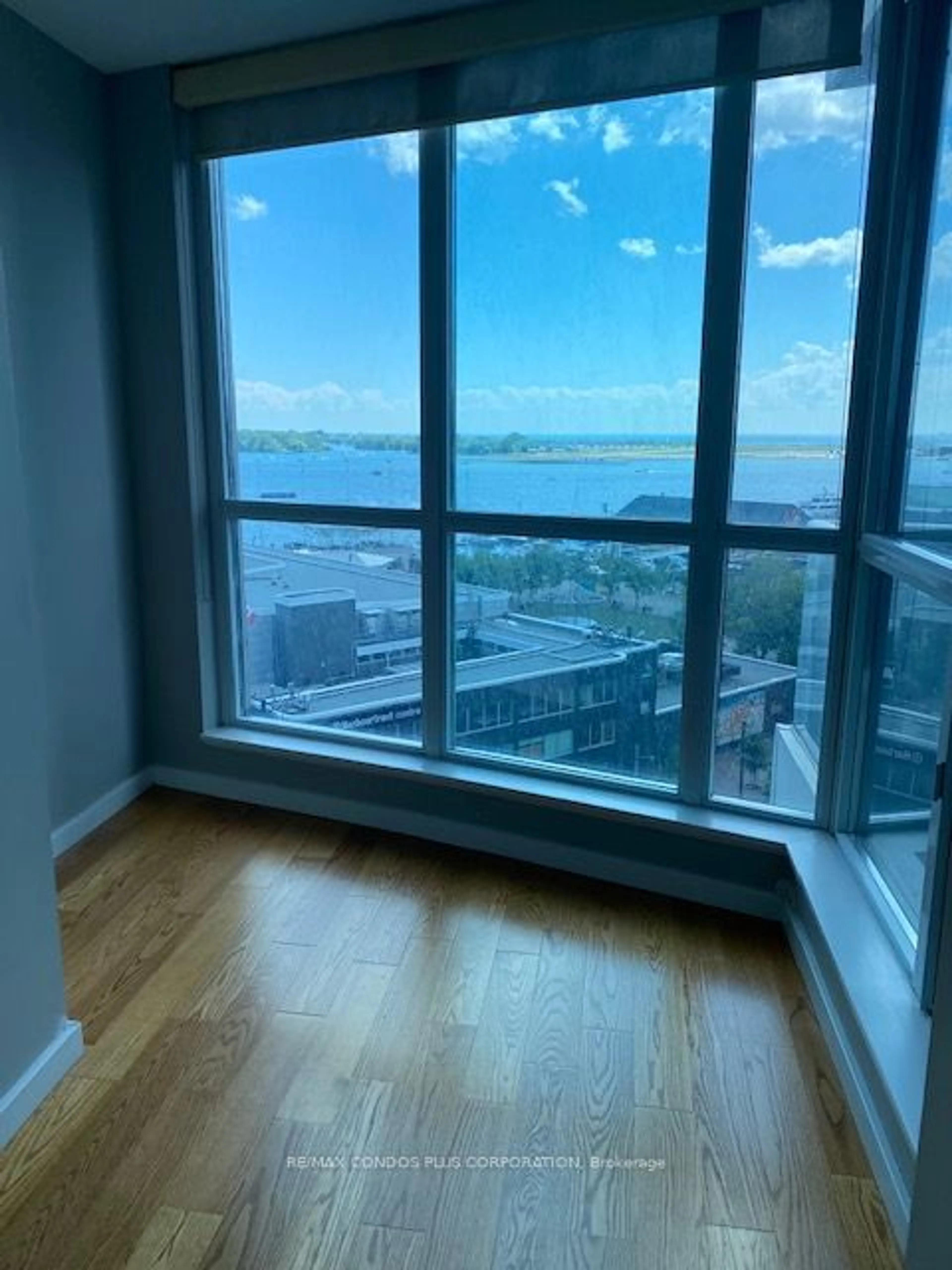 A pic of a room, not visible floor for 218 Queens Quay #910, Toronto Ontario M5J 2Y6