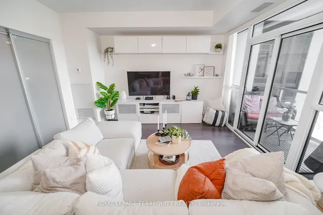 Additional property image - 501 St. Clair Ave Unit 301