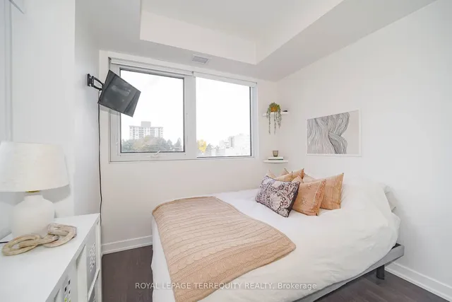 Additional property image - 501 St. Clair Ave Unit 301