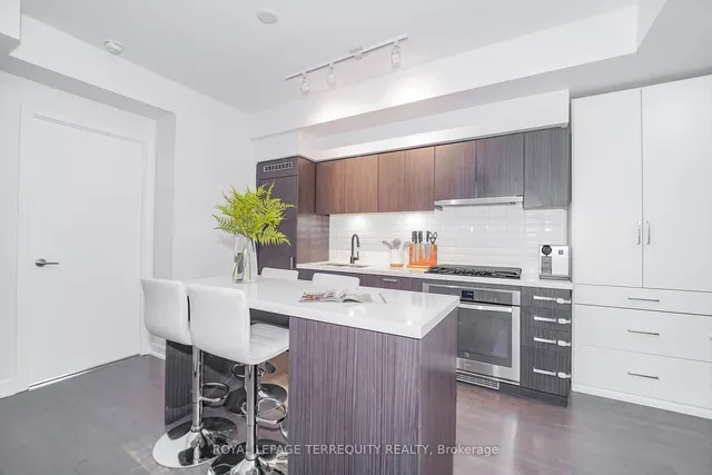 Additional property image - 501 St. Clair Ave Unit 301