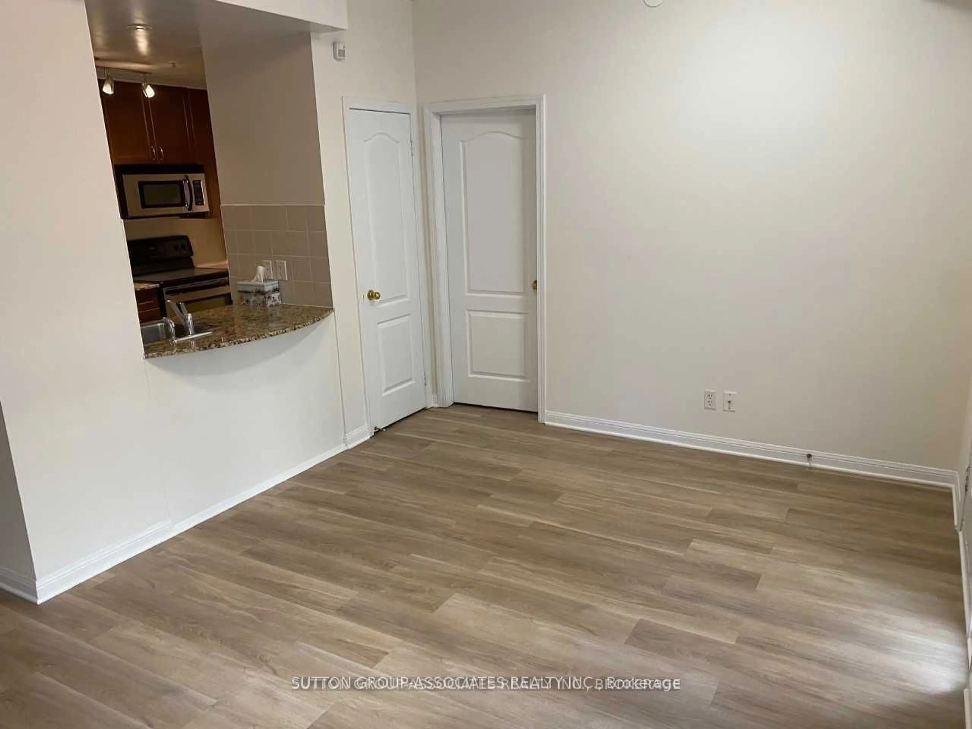 A pic of a room, not visible floor for 78 Carr St #12, Toronto Ontario M5T 1B7