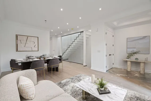 Additional property image - 44 Donegall Dr